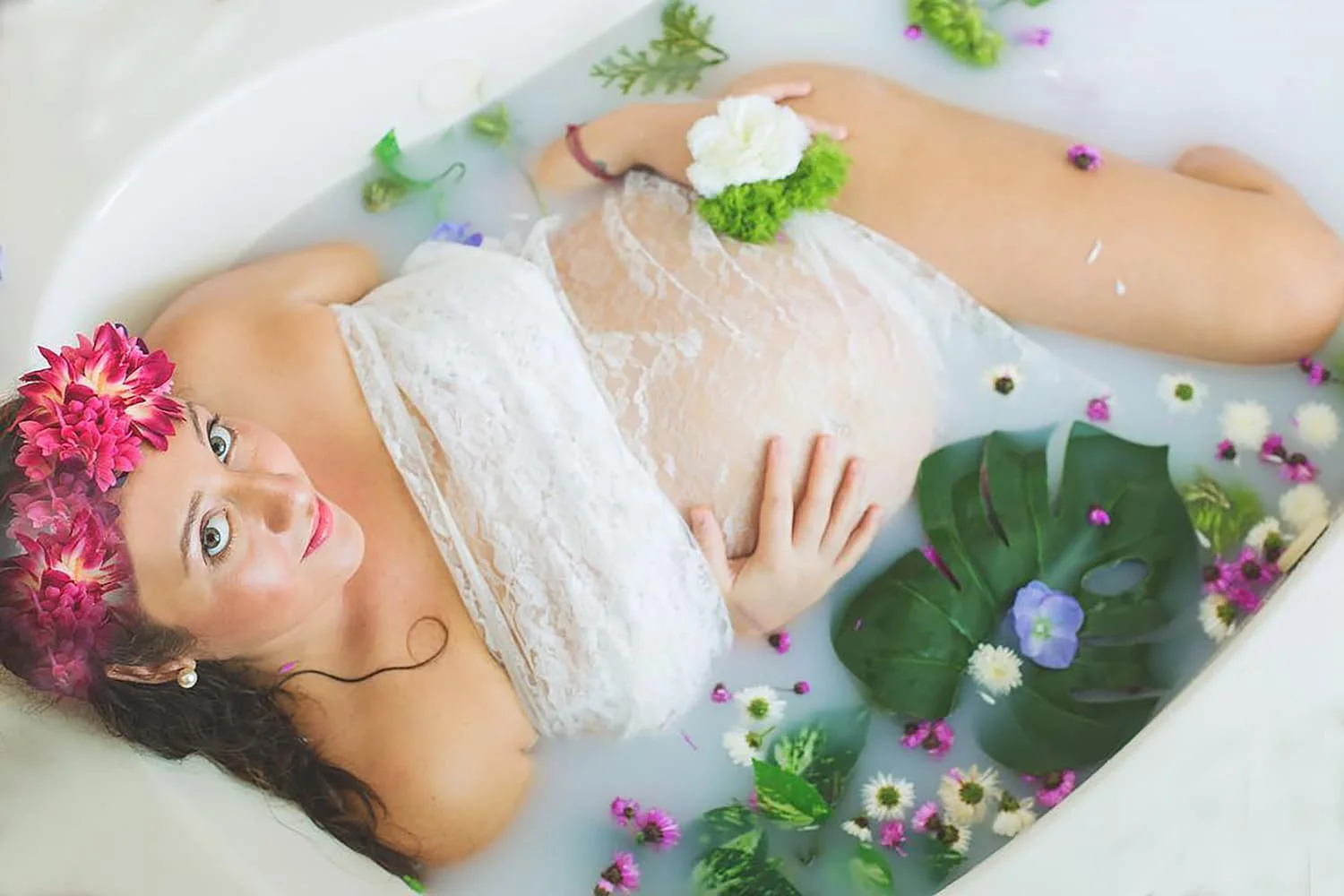 Maternity photoshoot in Puerto Vallarta — beach photos